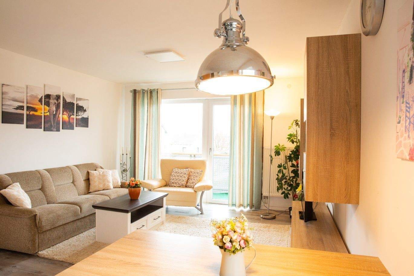 Immobilie in Haßfurt - Eigentumswohnung mit großem Balkon - Attraktiv für Kapitalanleger oder Eigennutzer - Bild 1