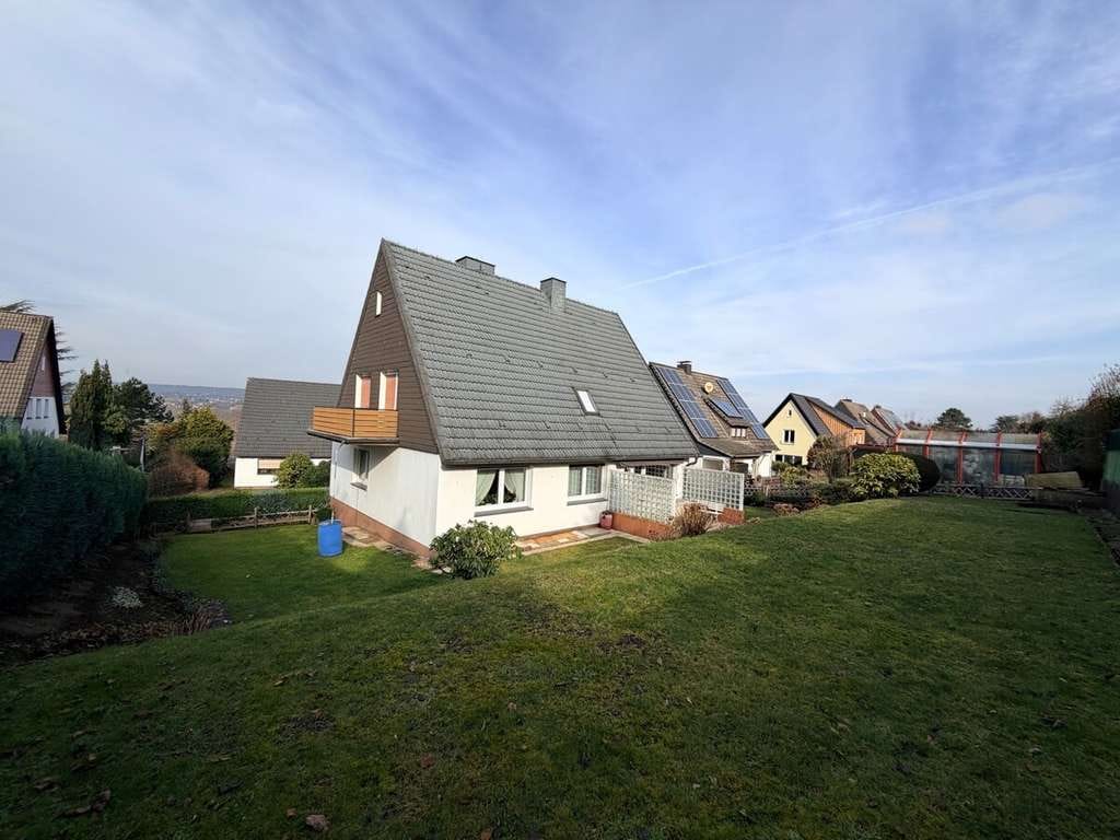Immobilie in Schwerte - 2-Familien-Haus auf Erbpacht-Grundstück, ideal geeignet als als Mehrgenerationenhaus - Bild 2
