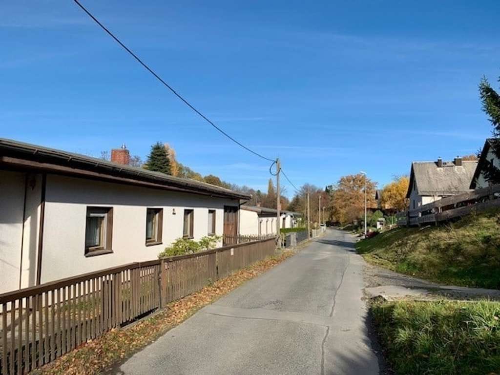 Immobilie in Lengenfeld - Einfamilienhaus zum weiteren Ausbau ! - Bild 3