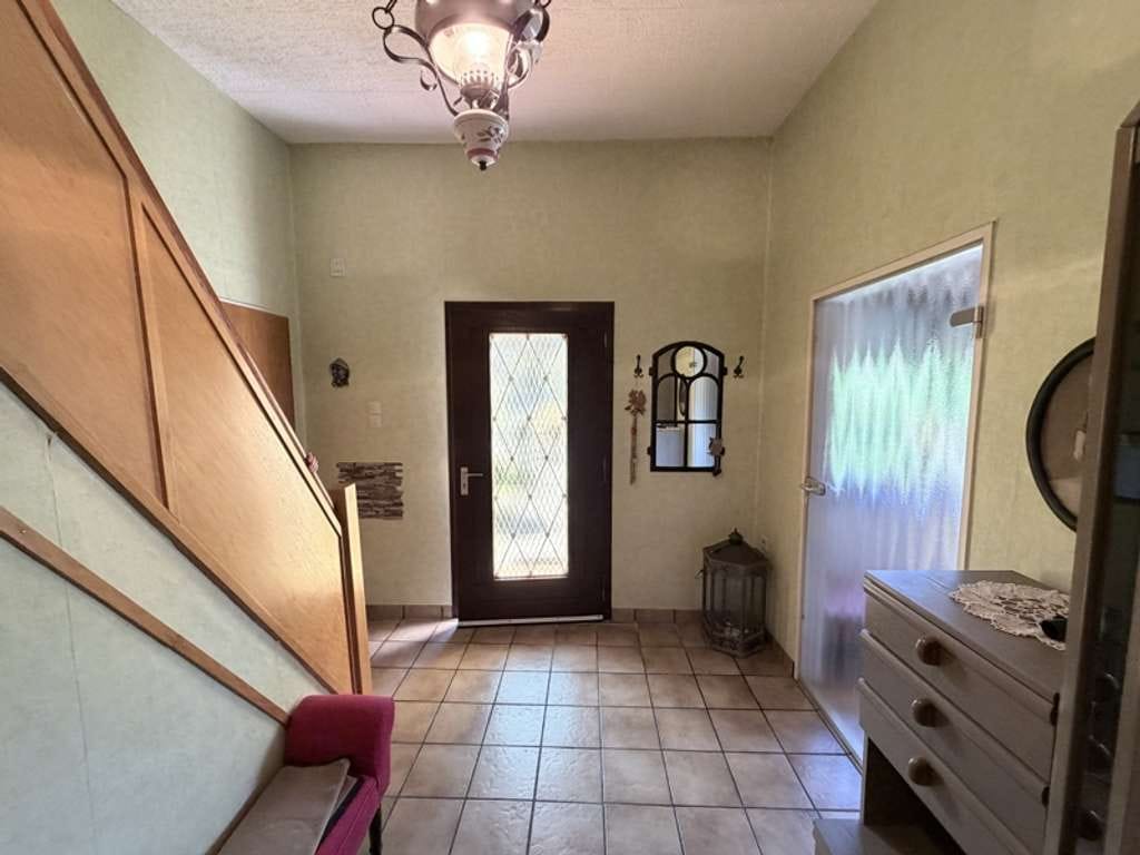 Immobilie in Schwanewede - 2.106m² Grundstück! Großzügiges Ein- bis Zweifamilienhaus mit Wintergarten, Garage & viel Potential - Bild 2