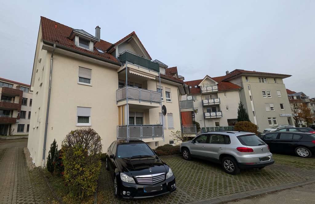 Immobilie in Weißbach - Charmante 3-Zimmer-Wohnung mit Balkon und Garage in Weißbach - Bild 1