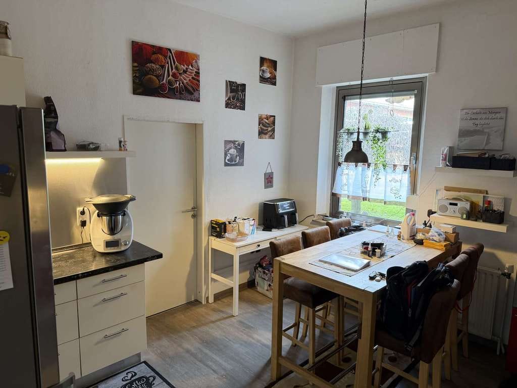 Immobilie in Schermbeck - Stilvoll modernisiertes Einfamilienhaus mit separatem Praxisbereich und großem Garten! - Bild 3