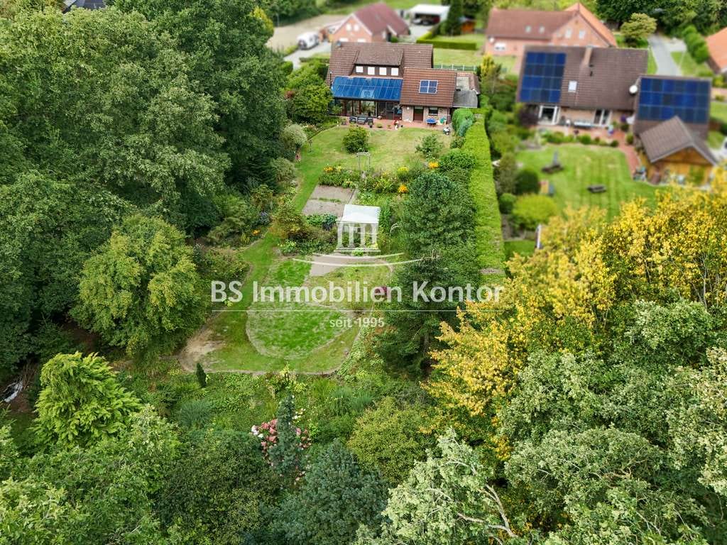 Immobilie in Brinkum - Naturparadies! Gr. Einfamilienhaus mit Garage, Wintergarten, Gartenanlage in ruhiger Wohnlage - Bild 0