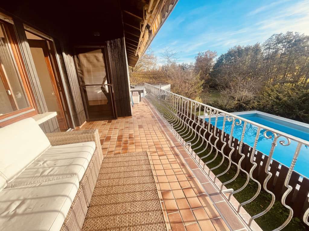 Immobilie in Rabenau - Exklusive Lage! Einfamilienhaus m. Einliegerwohnung, Pool & Garten in Rabenau! - Bild 0