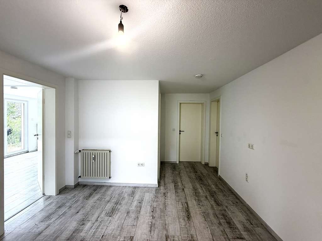 Immobilie in Griesheim - Baugrundstück in Top-Lage Nähe Ortskern, Vielfältige Bebauung möglich §34 BauGB,  Bestand mit 4 WE - Bild 3