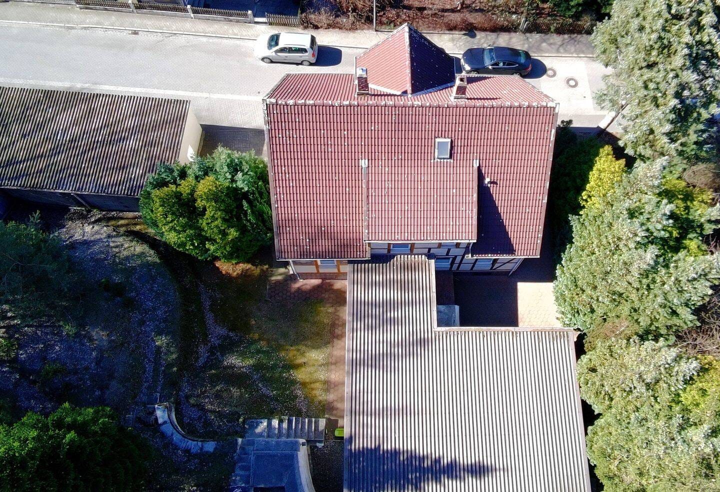 Immobilie in Goslar - Charmantes Zweifamilienhaus mit großem Grundstück und Potenzial - Bild 1