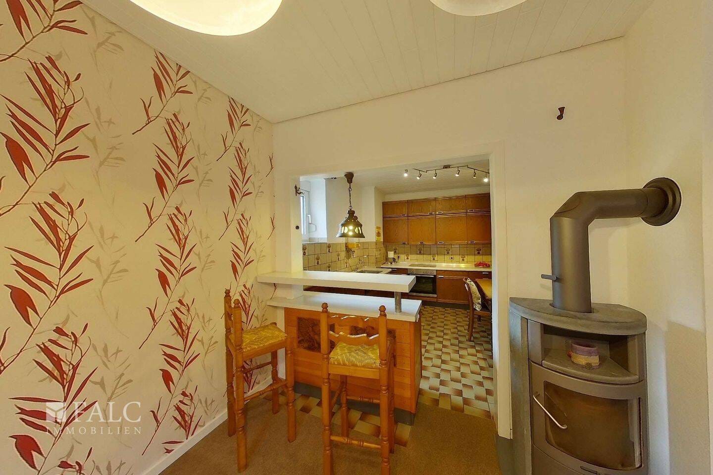 Immobilie in Meinerzhagen - Freistehendes Haus in Meinerzhagen - Stadtnah und doch im Grünen - Bild 4