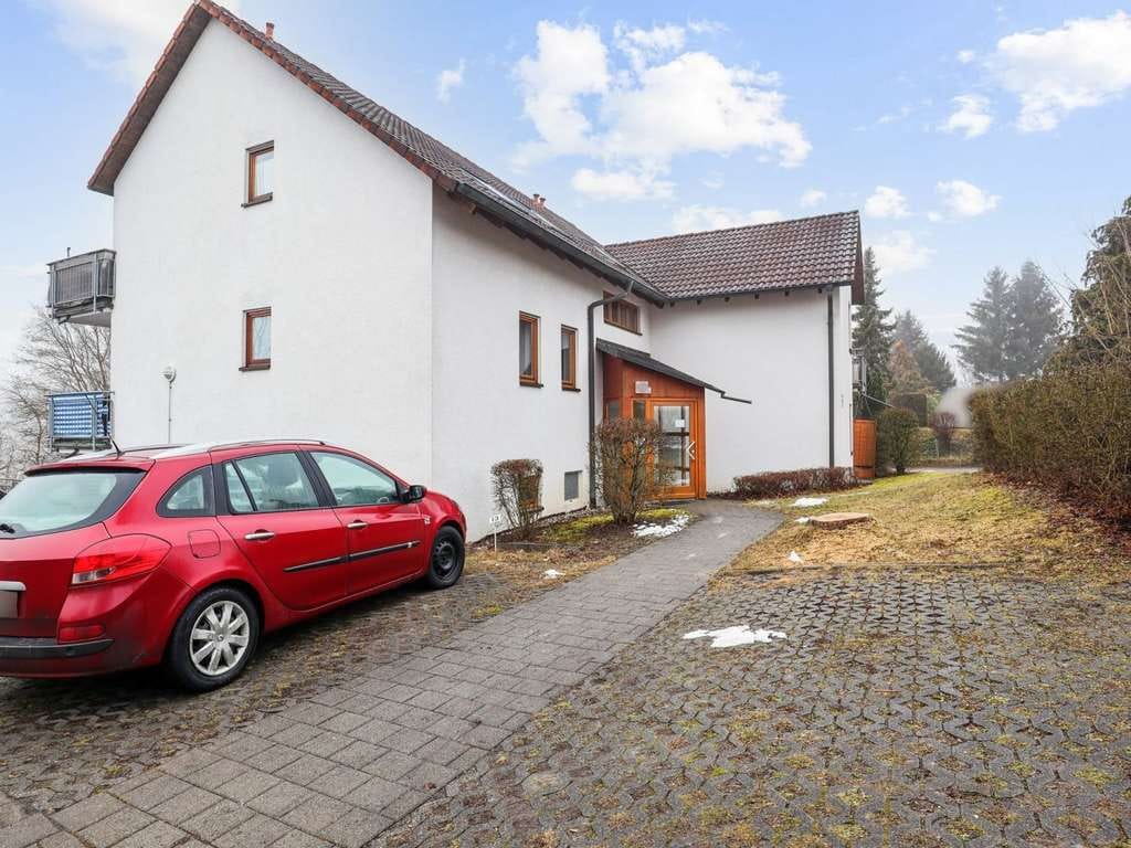 Immobilie in Herdwangen-Schönach - Sonnige 2-Zimmer-Souterrainwohnung mit Terrasse in Herdwangen-Schönach - Bild 0