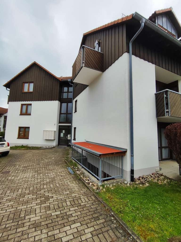 Immobilie in Waldenburg - **Gepflegte 1-Zimmer-Wohnung mit Balkon und Stellplatz in gefragter Lage von Waldenburg** - Bild 1