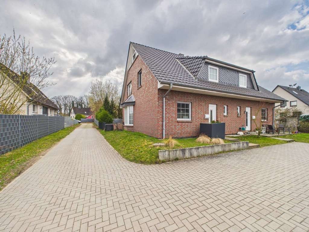 Immobilie in Barnstedt - Doppelt hält besser..... 2 vermietete Doppelhaushälften als Kapitalanlage oder Eigennutz - Bild 0