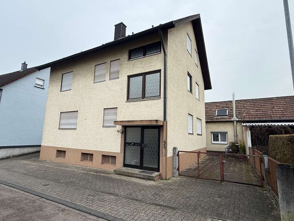Immobilie in Eggenstein-Leopoldshafen - Einfamilienhaus mit Hinterhaus in Eggenstein - Bild 0
