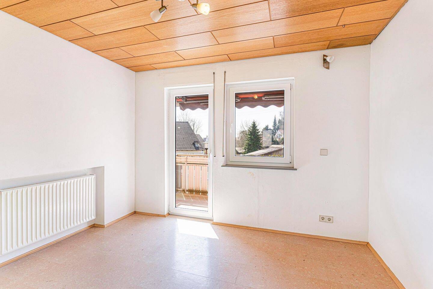 Immobilie in Tannheim - Wohnung bzw. DHH mit Terrasse. Bezugsfrei! - Bild 2