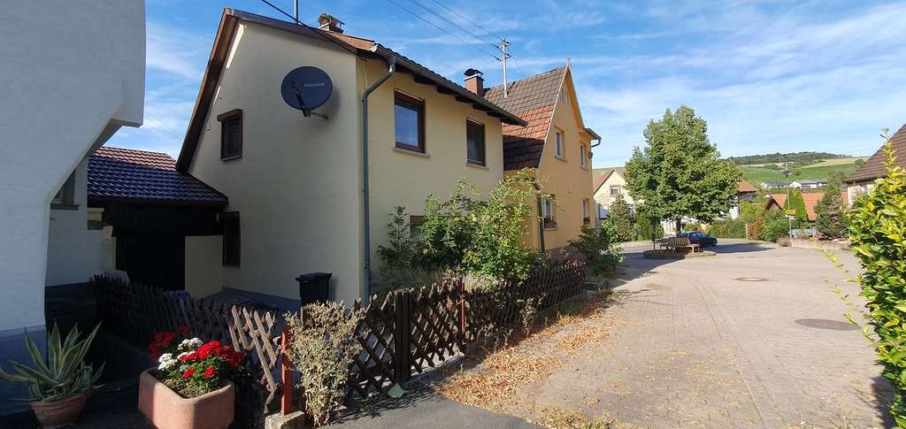 Immobilie in Boxberg - Idyllisches Häuschen - Bild 0