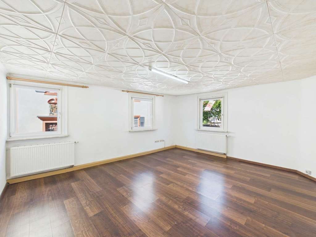 Immobilie in Oberkirch - Kapitalanlage mit Potential –  Wohn- und Geschäftshaus in zentraler Fußgängerzone - Bild 1