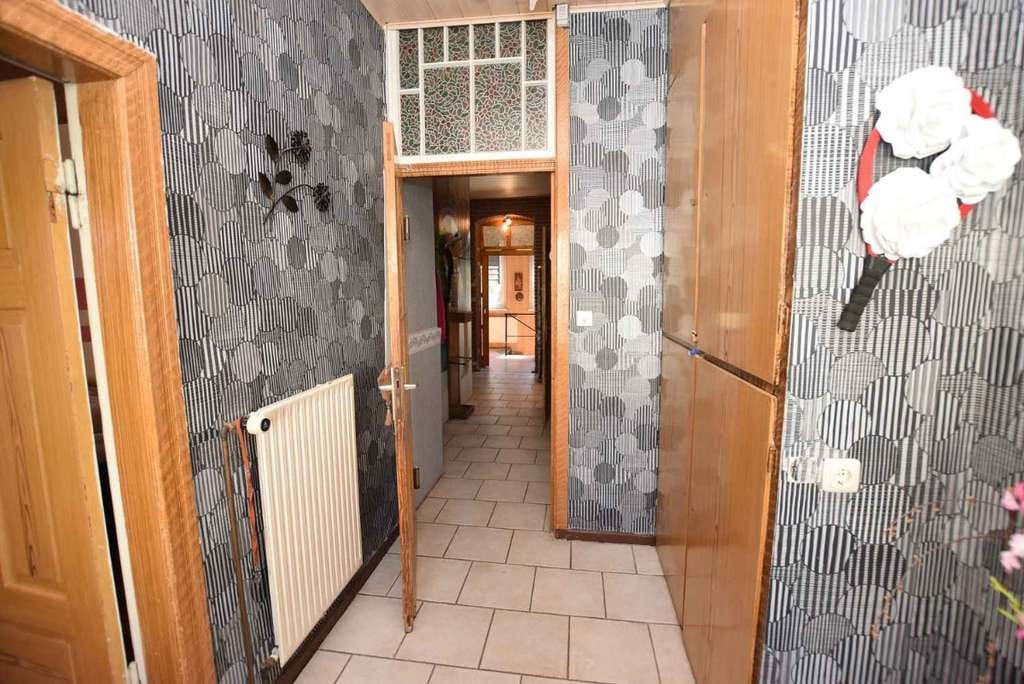 Immobilie in Gardelegen - Resthof zum Modernisieren mit Wohnhaus, großer Scheune, Garten + 2 Garagen... - Bild 4