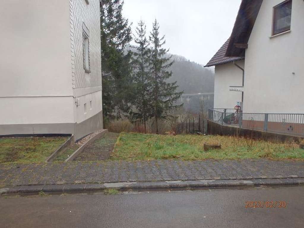 Immobilie in Sonnenberg-Winnenberg - Ruhig gelegenes Zweifamilienhaus - Bild 3