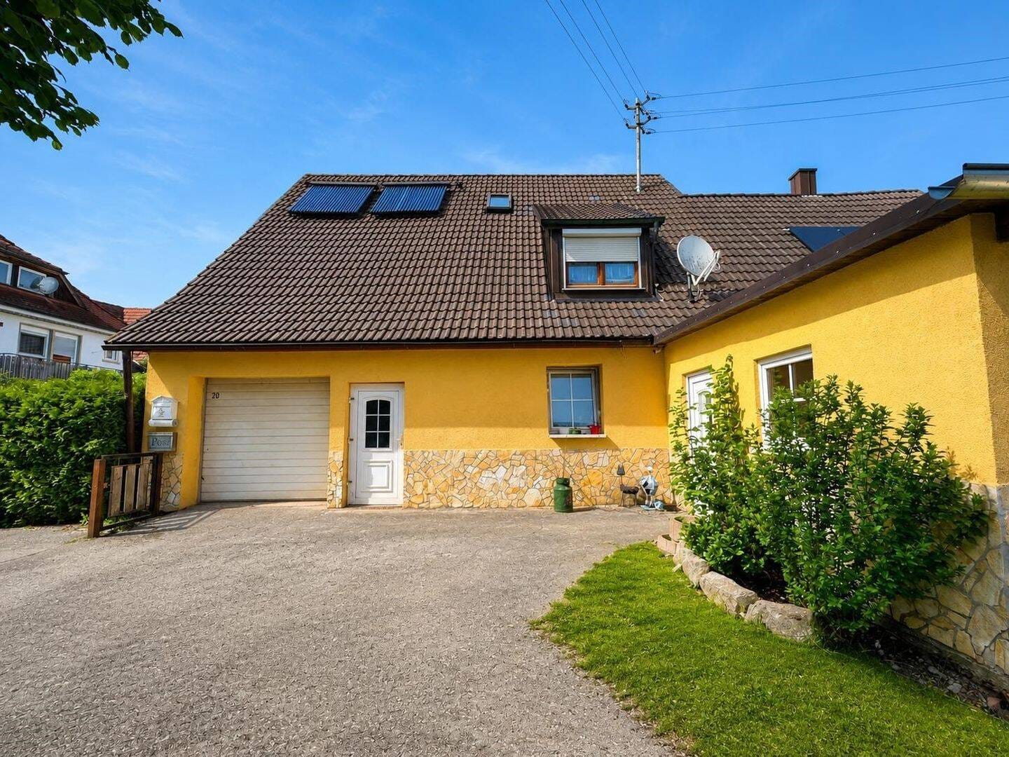 Immobilie in Fichtenau - Generationenhaus mit großem Grundstück und zusätzlichem Bauplatzpotenzial - Bild 0