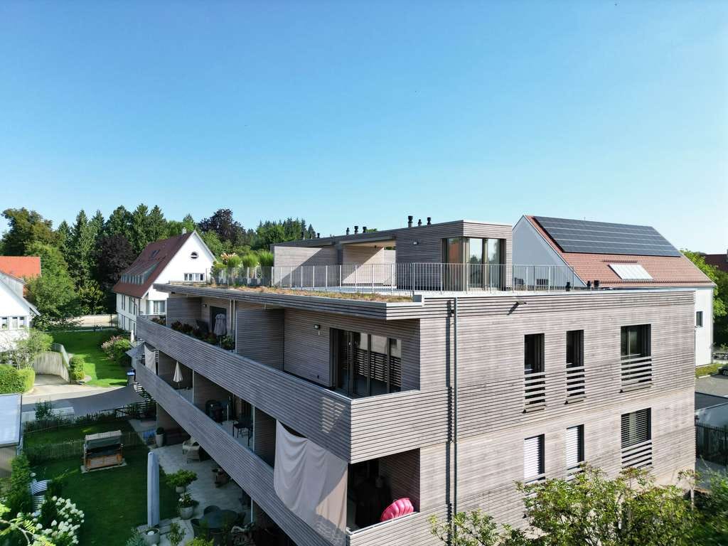 Immobilie in Wolfegg - Penthousewohnung mit Dachterrasse und Blick ins Grüne + TG-Platz und Außenstellplatz - Bild 0