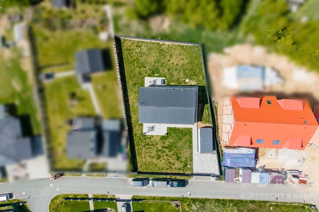 Immobilie in Waidhaus - Stilvoller Bungalow mit weitläufigem Grundstück - Bild 1