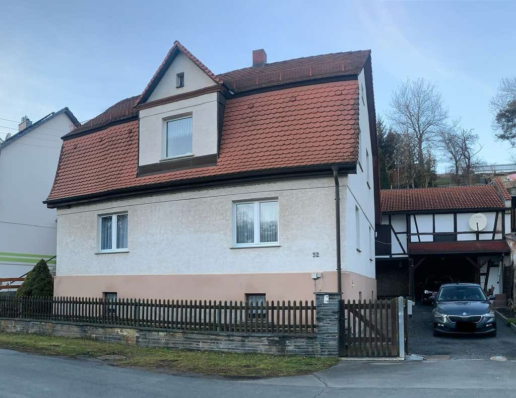 Immobilie in Oppurg - Einfamilienhaus mit großem Gartengrundstück und Nebengelass in Pößneck/OT Schlettwein - Bild 1