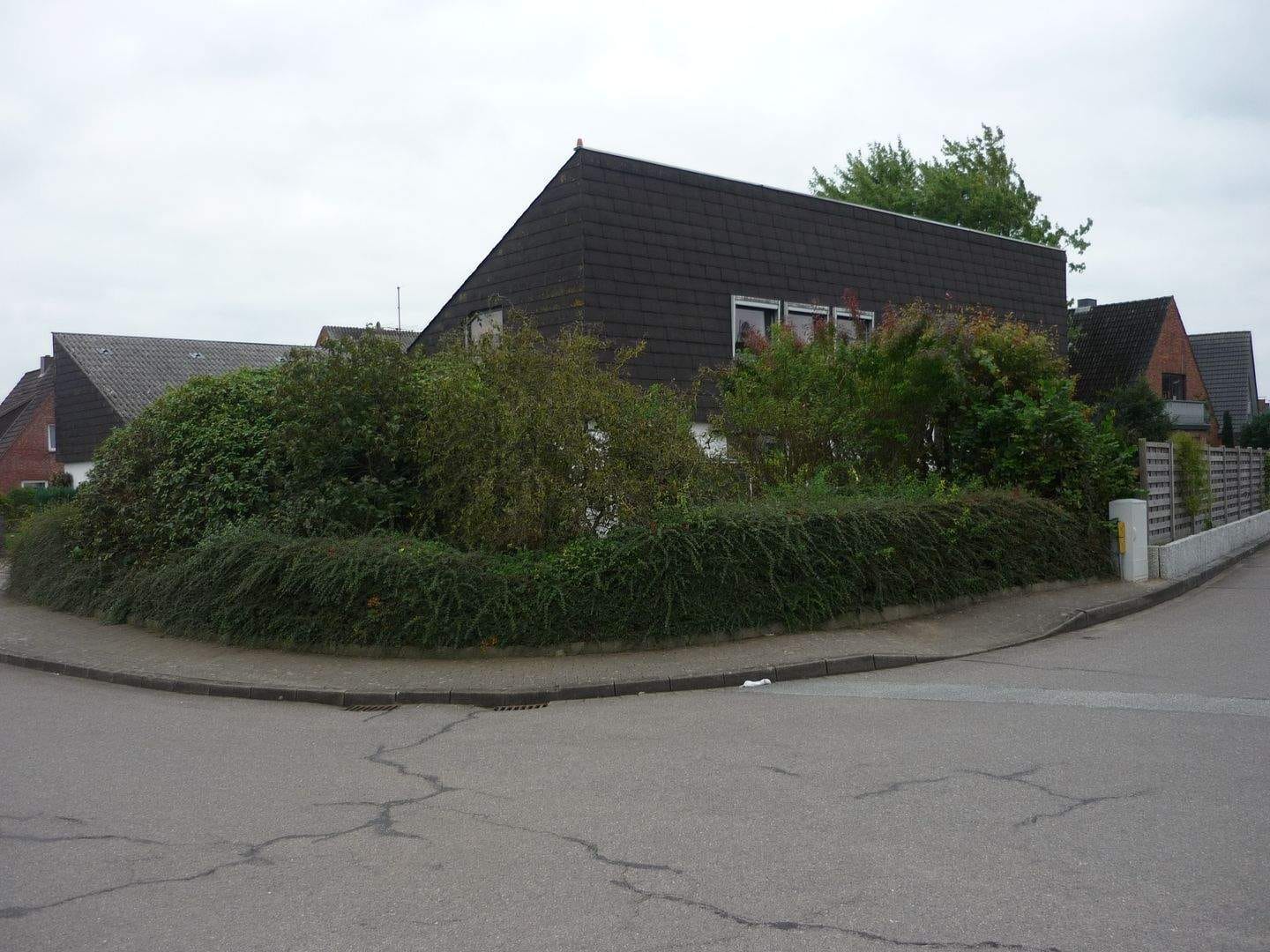 Immobilie in Osterrönfeld - Architektenhaus:- Lofthaus, aufgeteilt in zwei Blöcke : Links Mietwohnungen 165m², rechts Hauptwohnung 205 m² in Osterrönfeld - Bild 4