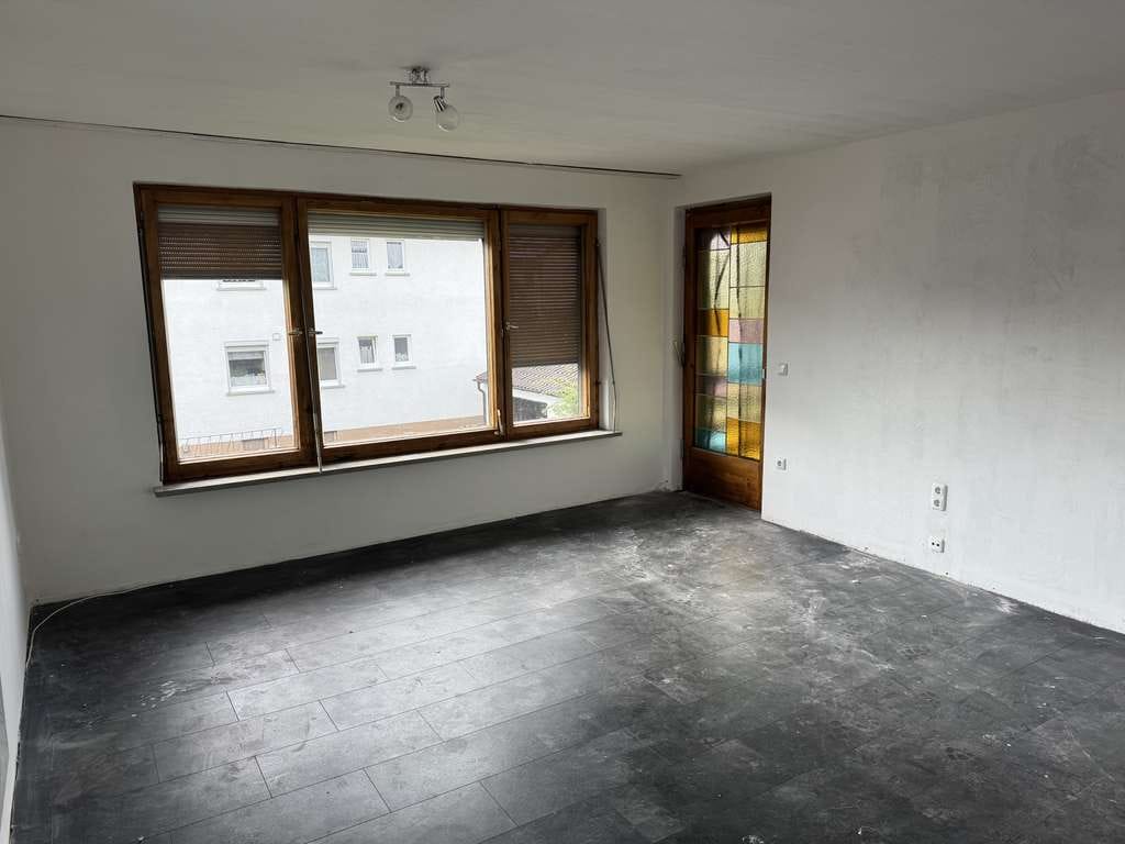 Immobilie in Neuenmarkt - 3-Zimmer-Wohnung in Neuenmarkt mit Potenzial für Eigennutzer und Kapitalanleger - Bild 1