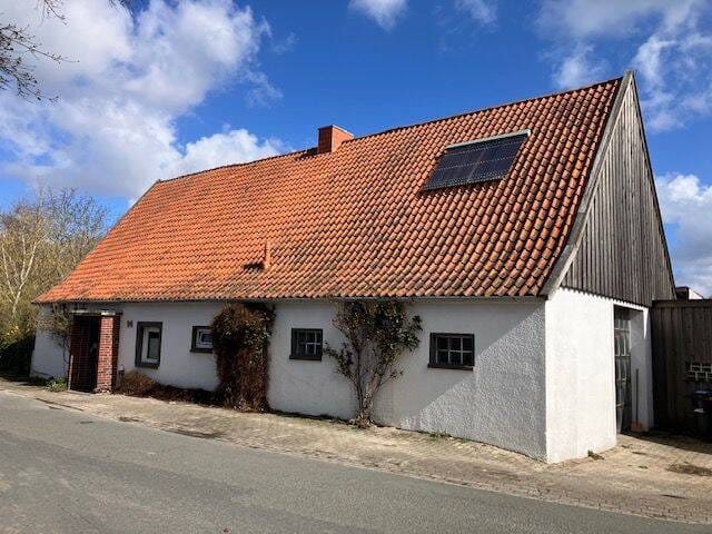 Immobilie in Drebber - Einfamilienhaus mit Garage in 49457 Drebber - idyllisch wohnen im alten Ortskern - Bild 1