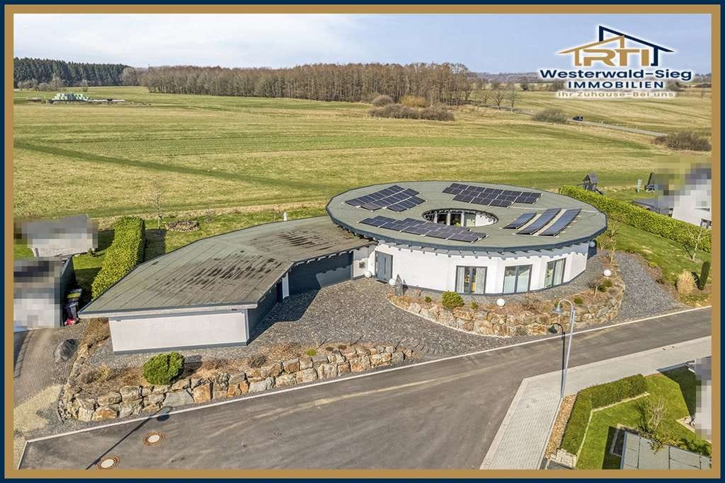 Immobilie in Neunkhausen - von RTI: Architektur mit Haltung – Wohnen und Arbeiten in vollendeter Balance - Bild 0