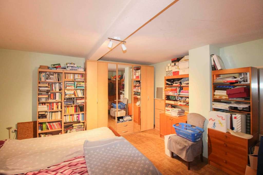 Immobilie in Dickenschied - 7-Zi.-Zuhause mit großem Garten inkl. zwei kleiner Nebengebäude - Bild 3