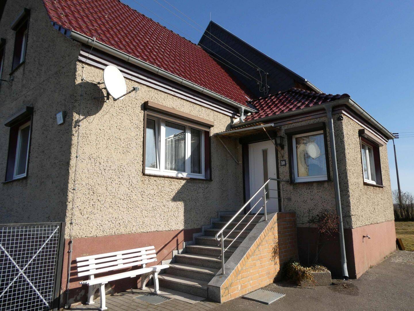Immobilie in Alt Tucheband - Einfamilienhaus mit großem Nebengelass  mit freiem Blick zum Reitweiner Sporn - Bild 3