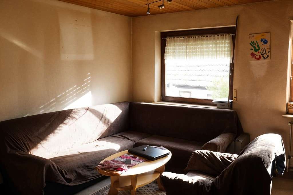 Immobilie in Meßstetten - SOLIDE ZUM EIGENHEIM: 2-Familienhaus Oberdigisheim - Bild 1