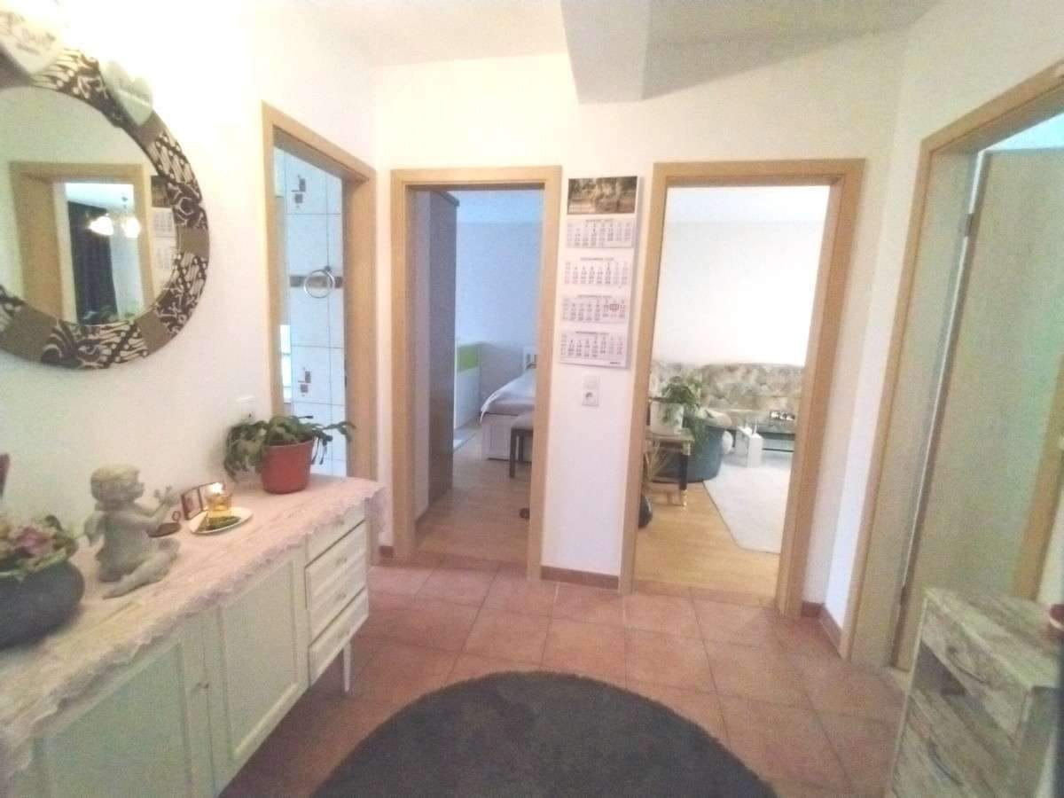 Immobilie in Bad Ems - Elegante Etagenwohnung mit Balkon in ruhiger Lage - Ihr idealer Rückzugsort wartet auf Sie! - Bild 2