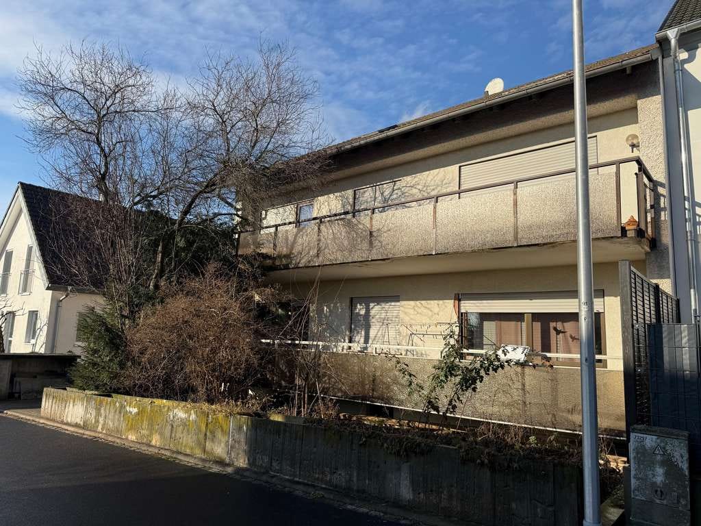 Immobilie in Thüngersheim - Ideal für Familie + Vermietung – Mehrgenerationenlösung - Bild 2