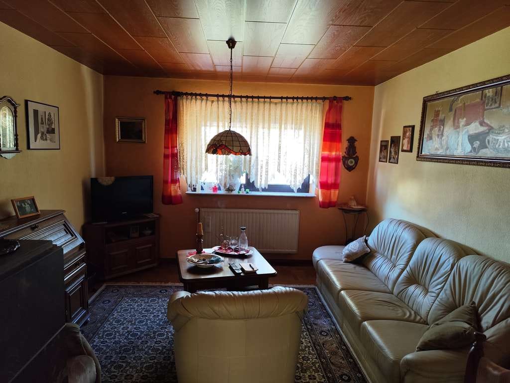 Immobilie in Überherrn - Wohnhaus für die junge Familie - Bild 1