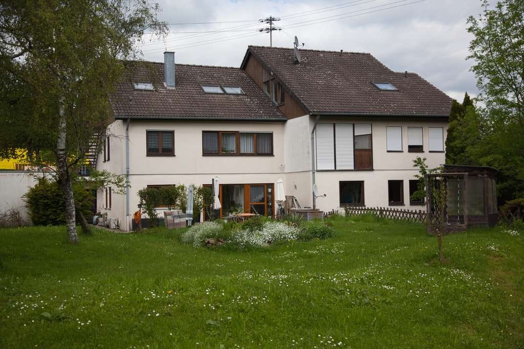 Immobilie in Dörzbach - Idyllisch gelegene 4-Zimmer-Terrassenwohnung, Garten, kleines MFH - Bild 0