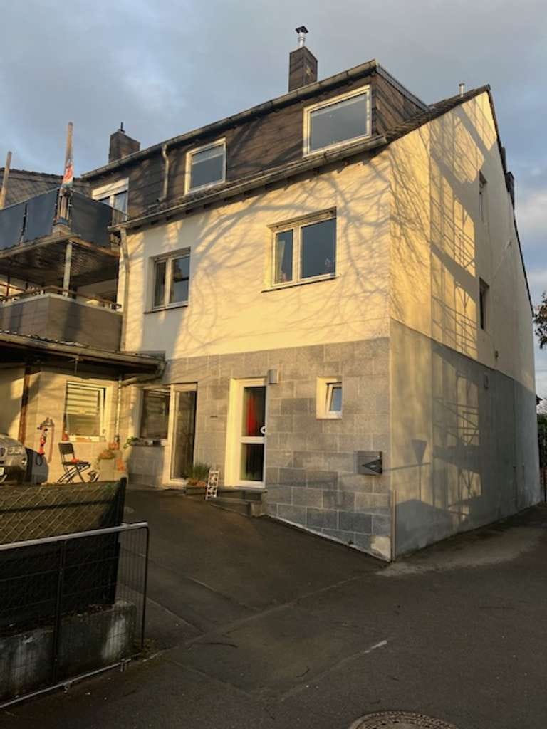 Immobilie in Stolberg - Gute Rendite bei gepflegtem 3-Familienhaus Stolberg - Bild 2