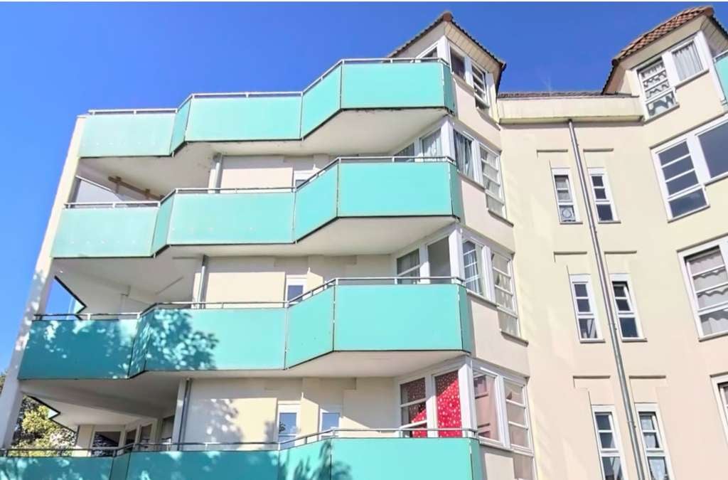 Immobilie in Donaueschingen - Vermietetes Apartment mit Balkon | 5,8 % Bruttorendite | zentral in Donaueschingen - Bild 0