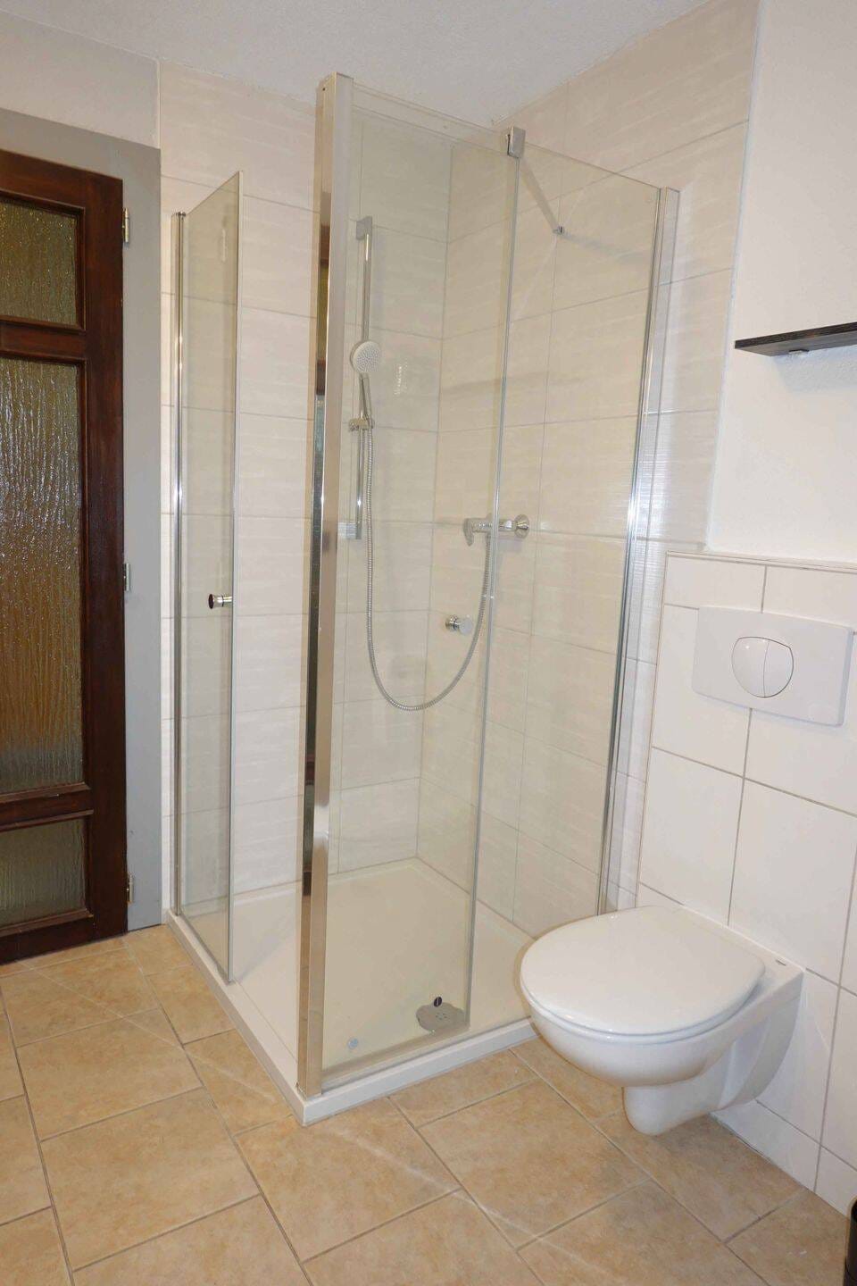 Immobilie in Blankenburg - 4-Zi.-Eigentumswohnung mit Aussicht in Blankenburg / 98 m² / DG = 2.OG / kaum Schrägen / Kamin / guter Zustand! - Bild 2