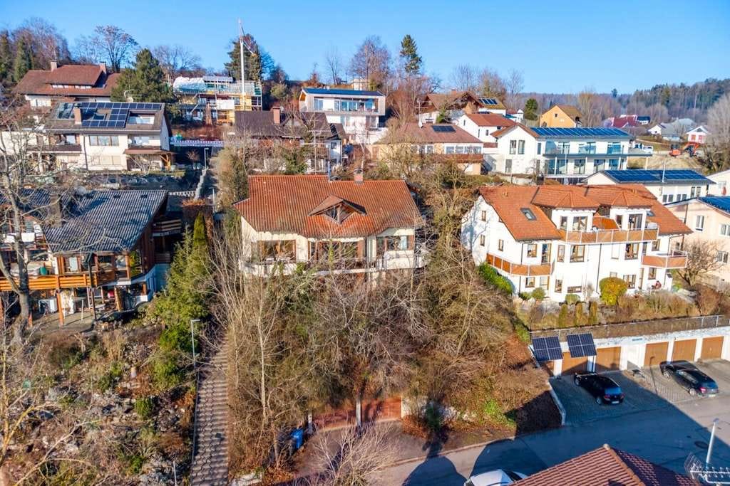 Immobilie in Radolfzell am Bodensee - Logenplatz mit Fernsicht - Zweifamilienhaus mit Alpenpanorama - Bild 0