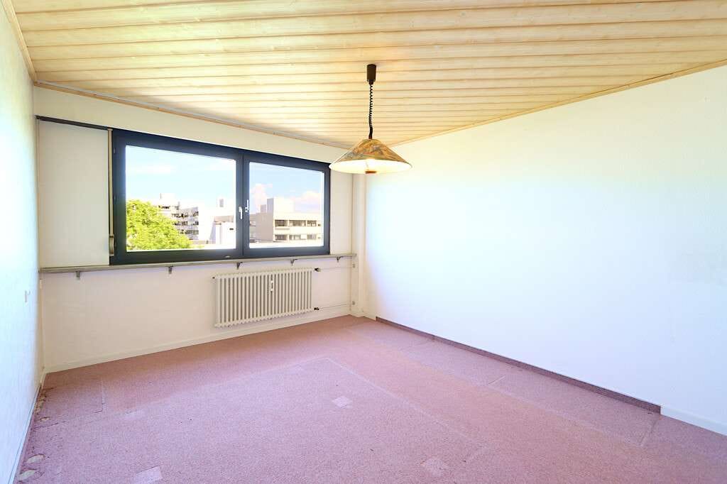 Immobilie in Tamm - Viel Raum zum Ankommen! 4-Zimmer-Wohnung mit ca. 100 m², EBK, Südbalkon & TG – ab sofort frei! - Bild 4