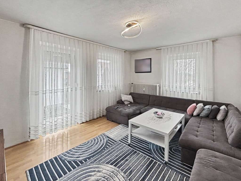 Immobilie in Thannhausen - Nette 4-Zimmer-Eigentumswohnung zum Eigenbezug in Thannhausen - Bild 2