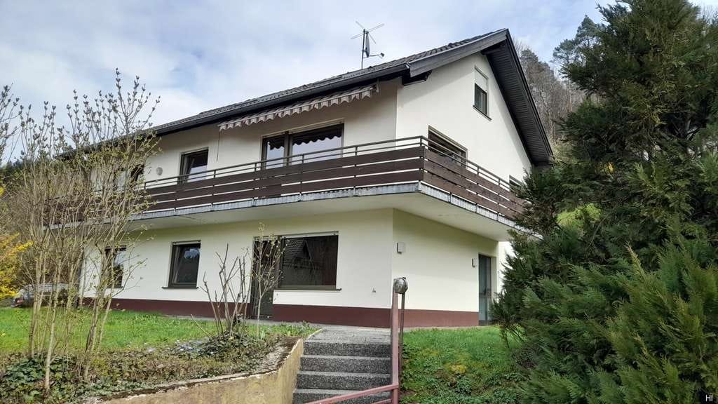 Immobilie in Heiligkreuzsteinach - Familienfreundliches Wohnhaus mit Einliegerwohnung und Doppelgarage in ruhiger schöner Lage - Bild 1
