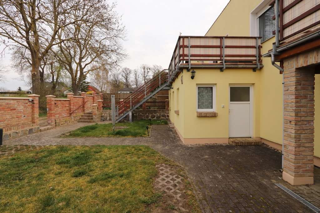 Immobilie in Rankwitz - TRAUMHAFTE AUSSICHTEN  - DIREKT AM PEENESTROM AUF DER INSEL USEDOM GELEGENER RESTHOF. - Bild 3