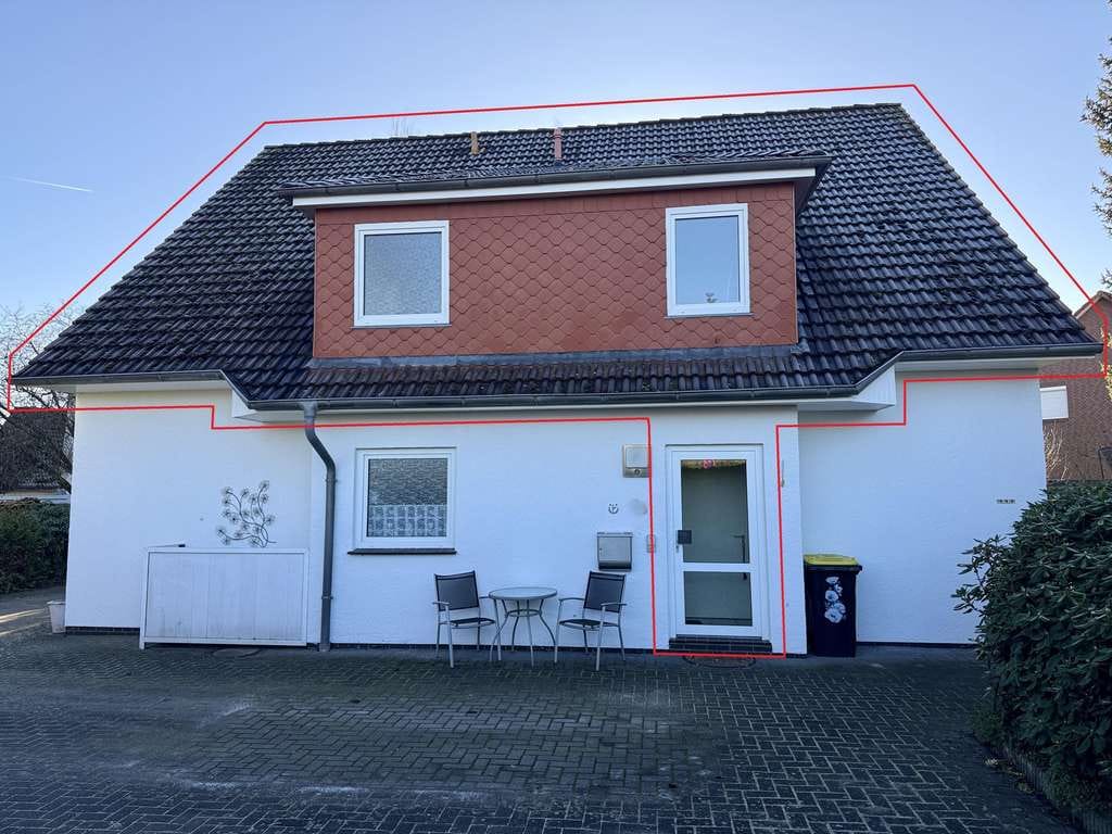 Immobilie in Ganderkesee - Große Dachgeschosswohnung mit eigenem Eingang im ZFH - Bild 1