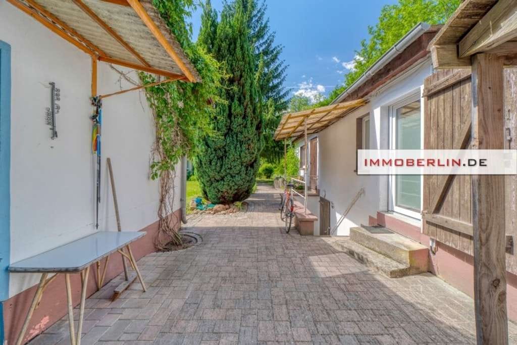 Immobilie in Bad Saarow - IMMOBERLIN.DE - Bungalow mit Nebengebäude auf naturschönem Grundstück in Südausrichtung - Bild 4