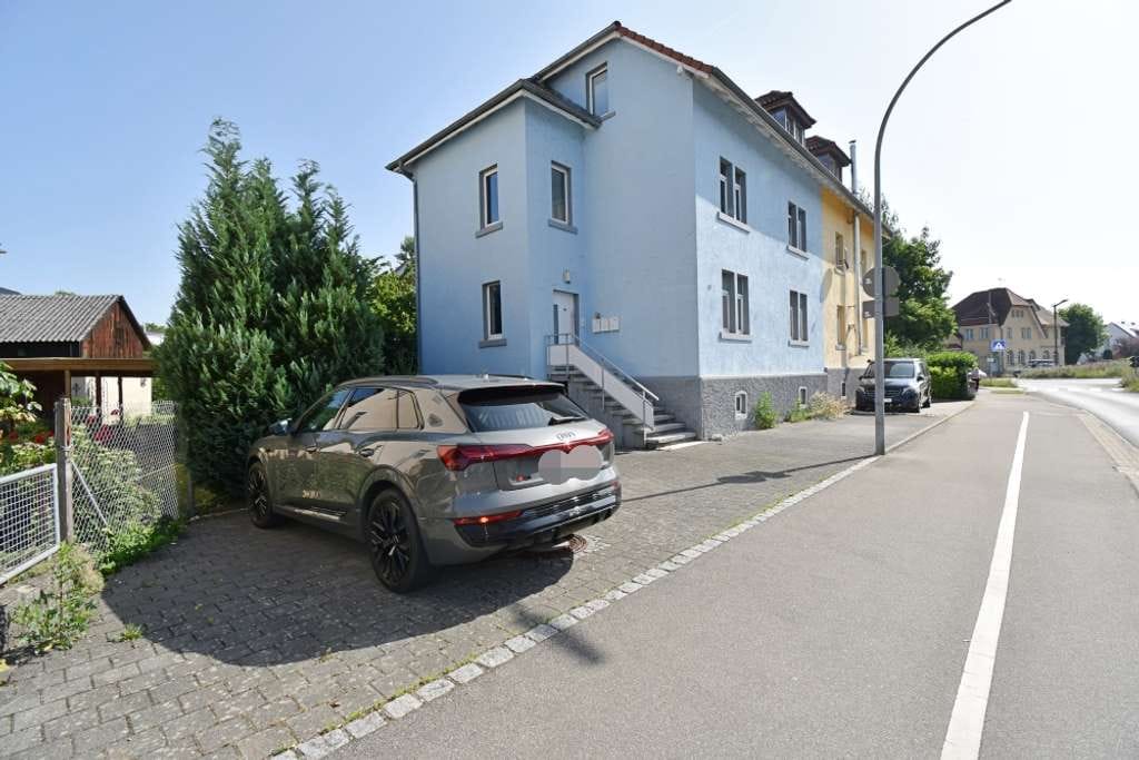 Immobilie in Radolfzell am Bodensee - Modernisiertes Dreifamilienhaus mit TOP RENDITE (ca. 6%) in zentraler Lage - Bild 1