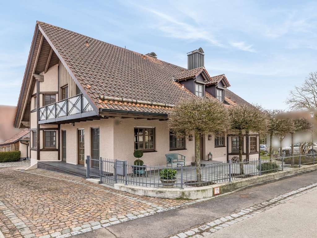 Immobilie in Rohrenfels - Exklusives Architektenhaus mit Charme im Grünen – Großzügiges Einfamilienhaus in Rohrenfels - Bild 0