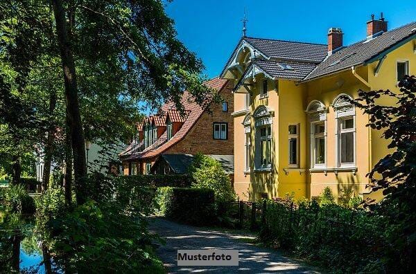 Immobilie in Olbersdorf - Einfamilien-Doppelhaushälfte und Mehrzweckgebäude - vielseitig nutzbar - Bild 0