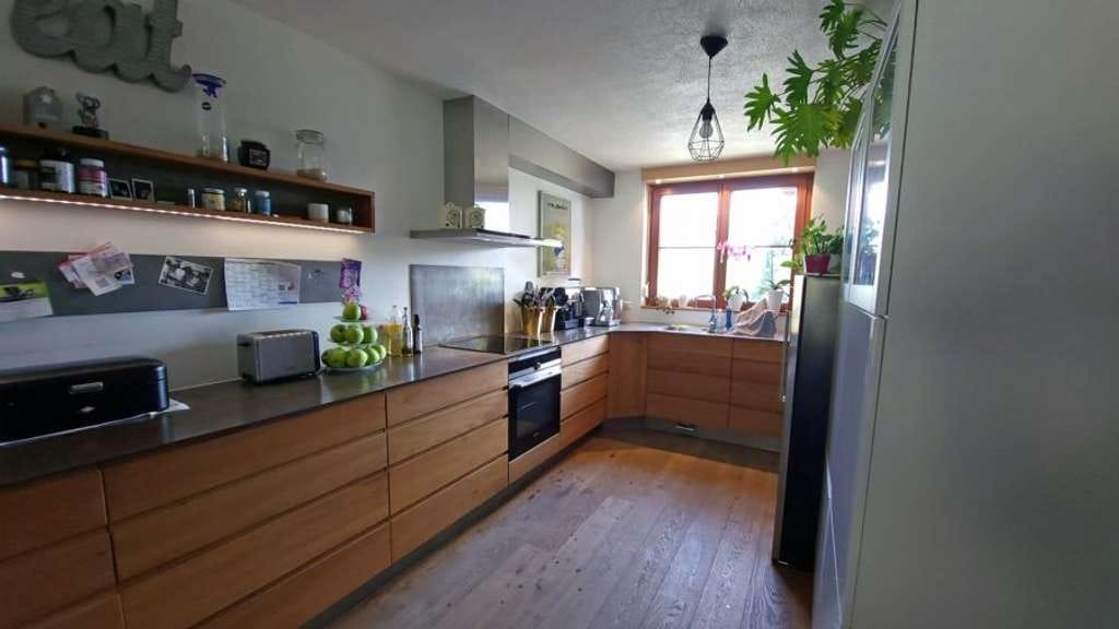 Immobilie in Hasel - Provisionsfrei* Provisionsfreies Einfamilienhaus mit Einliegerwohnung in Hasel - Bild 2