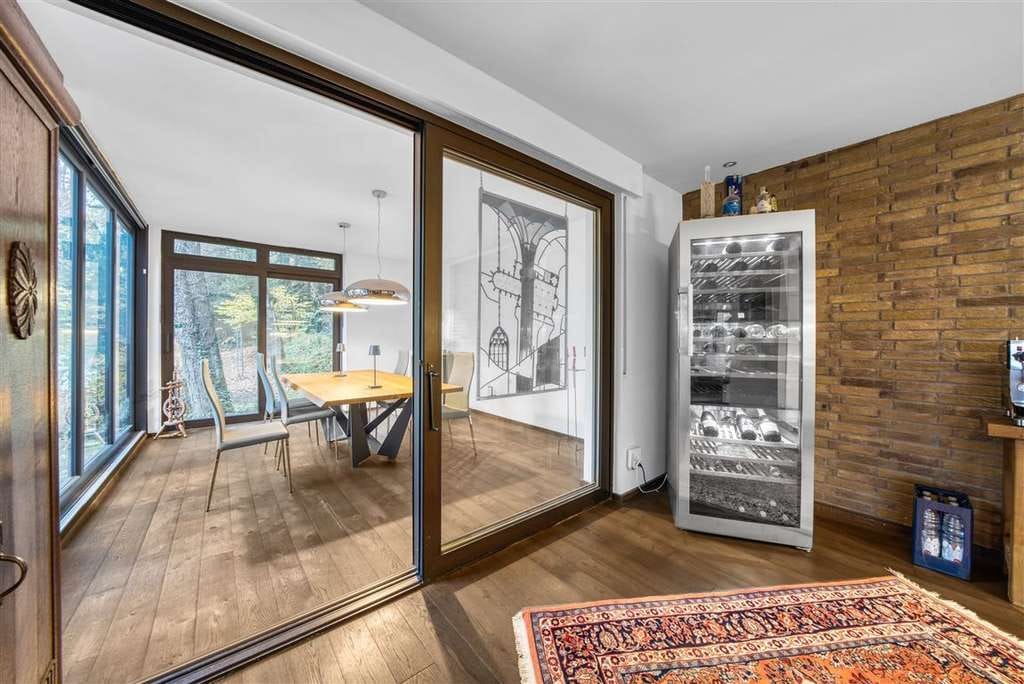 Immobilie in Klingenberg am Main - Hochwertiges Anwesen am Waldrand mit Einliegerwohnung, Photovoltaik & großzügigem Grundstück  - Bild 3